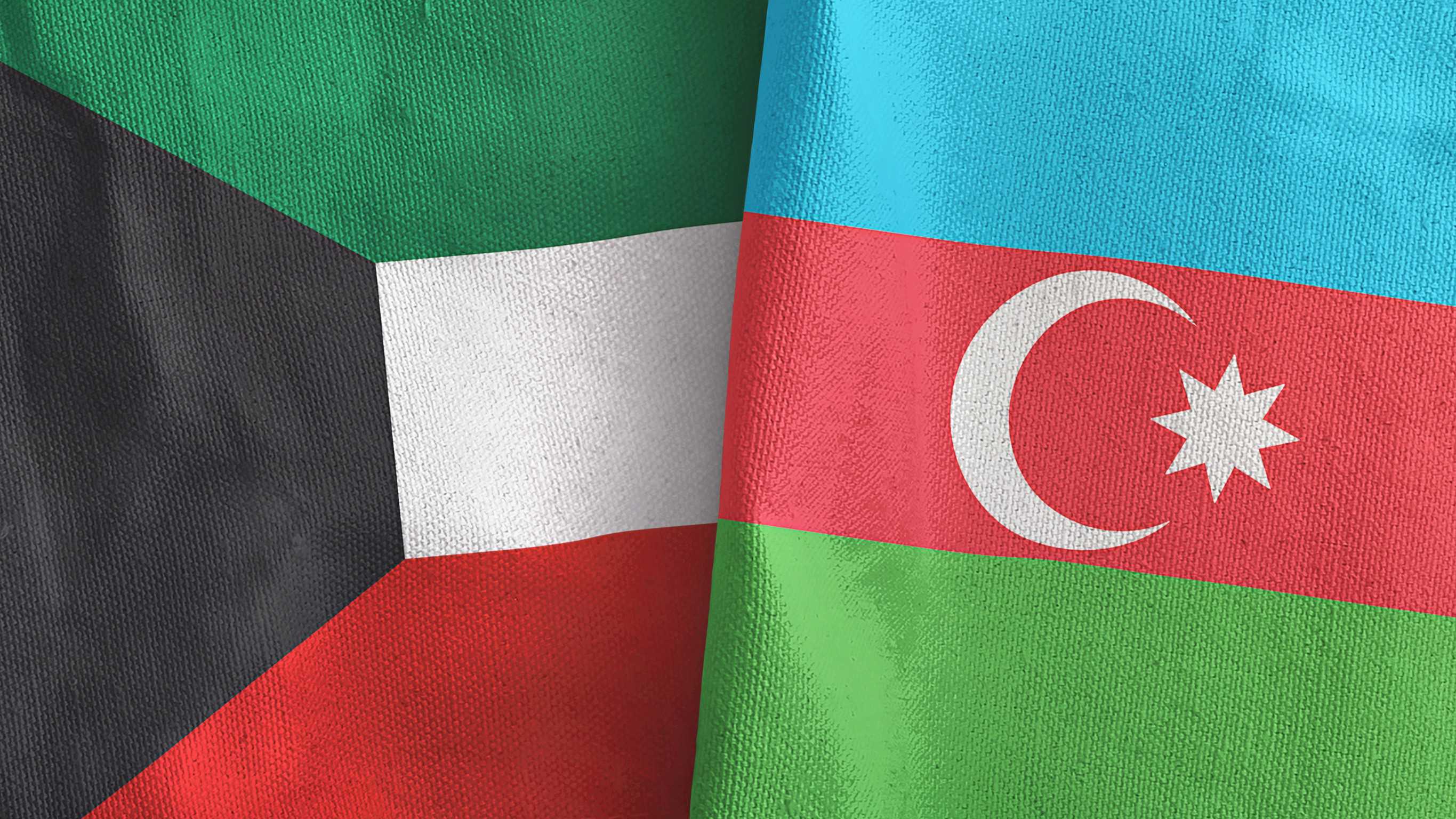 Drapeaux Azerbaïdjan et Koweït ensemble